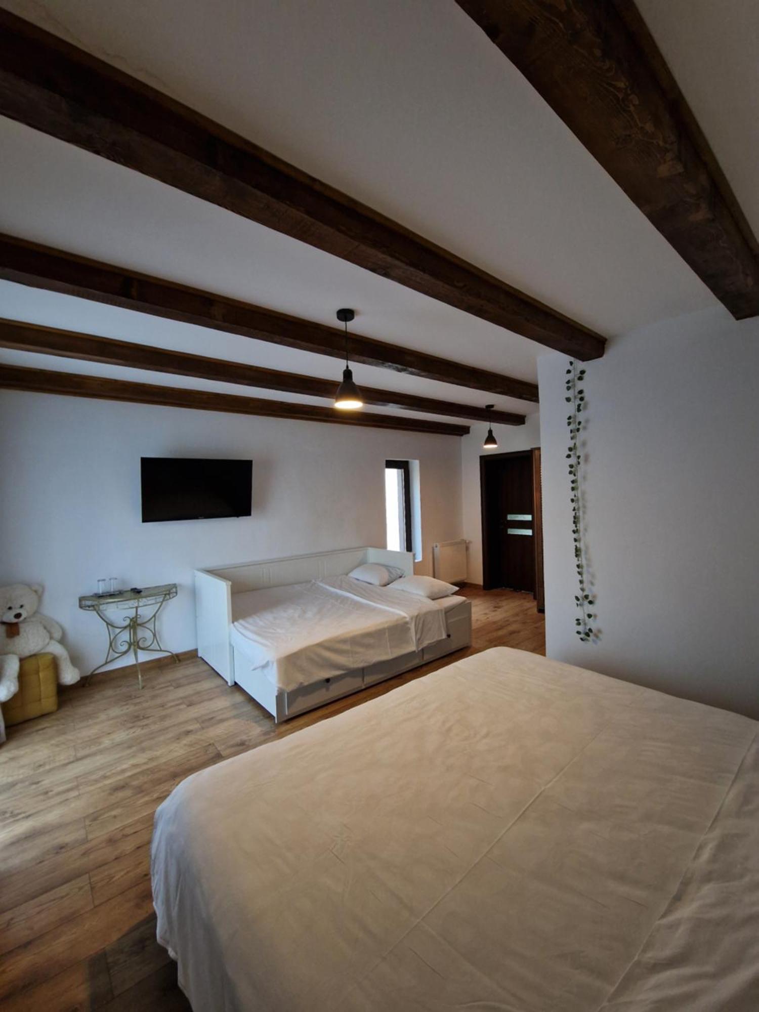 Hotel Cabana Din Padure Porumbacu de Sus Habitación foto